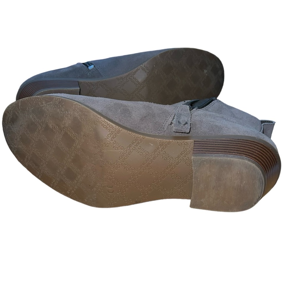 Vionic Women’s Suede Chelsea Boots Size 9.5 Ankle Dark Taupe Vera - Picture 8 of 8